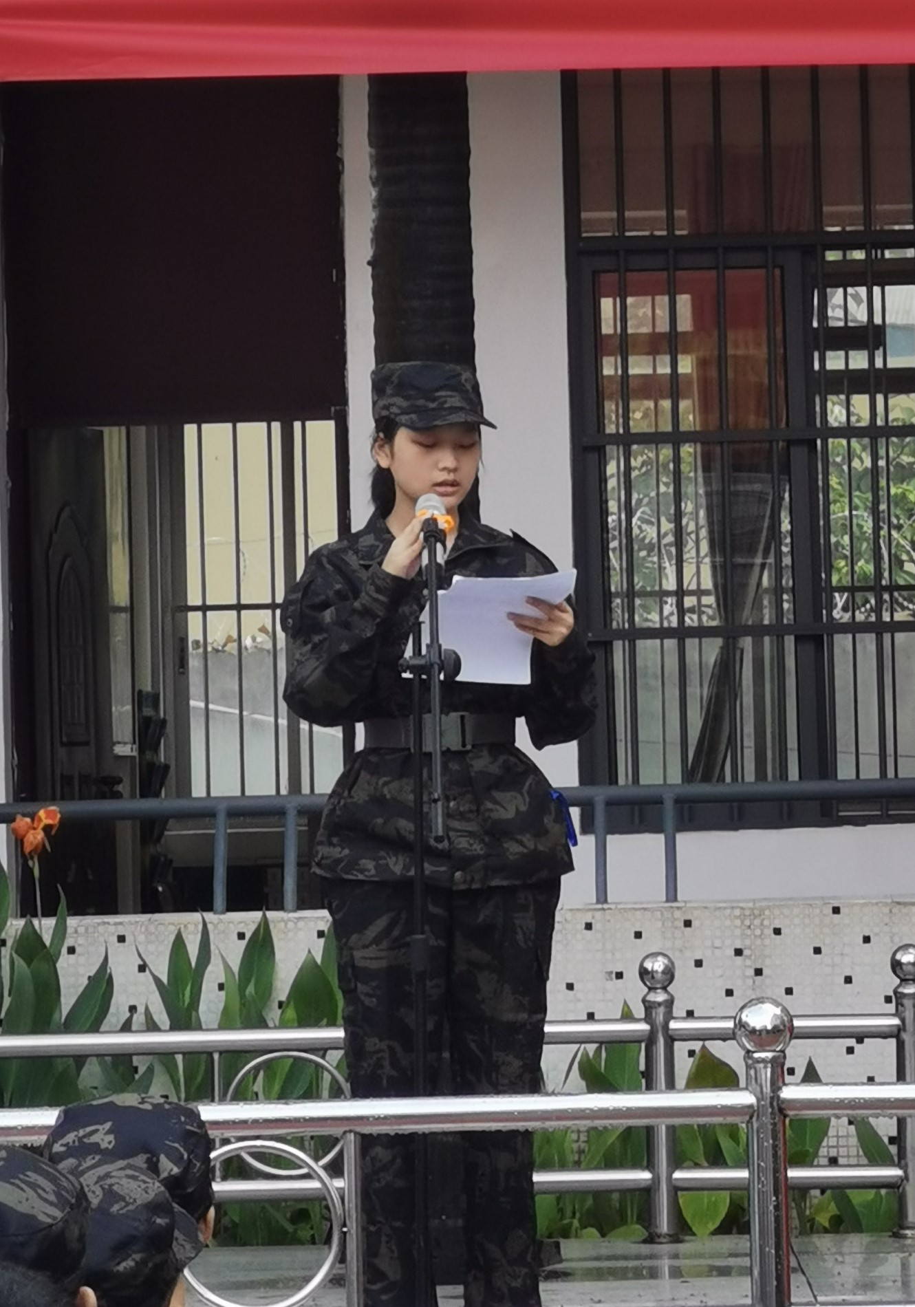 新生代表发言.jpg 新生代表发言.jpg