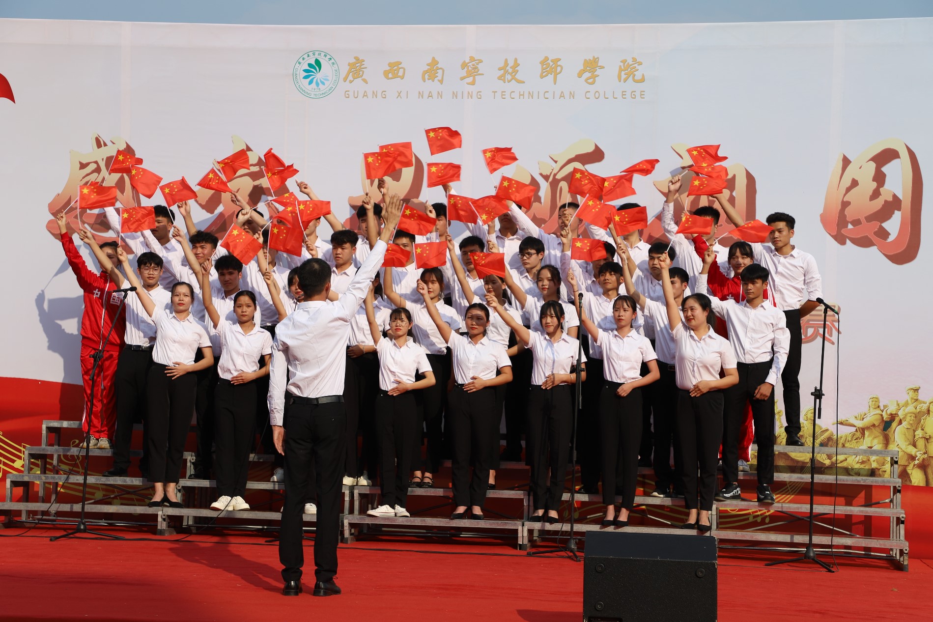 合唱比赛现场 (11).JPG
