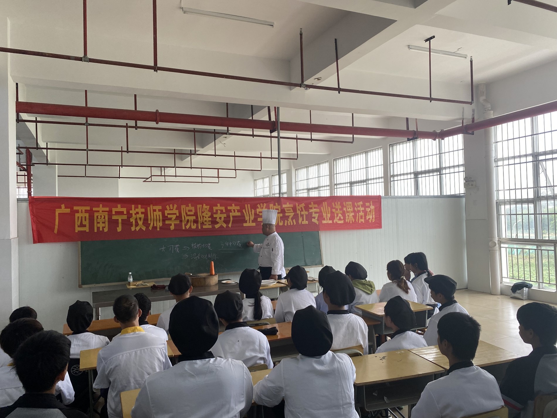 QQ图片20211102192030.jpg QQ图片20211102192030.jpg
