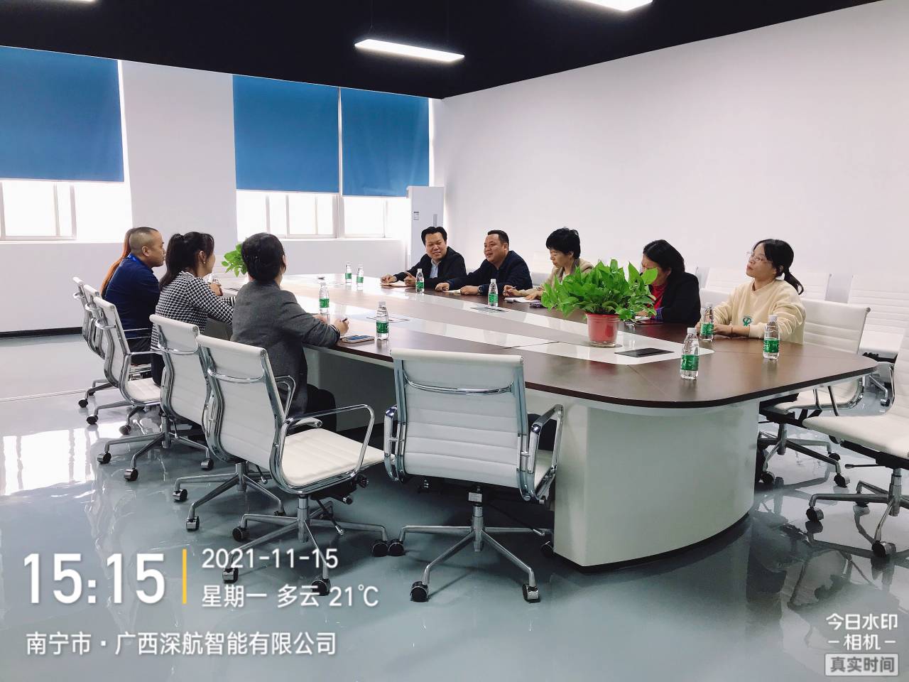 企业调研座谈会2.jpg 企业调研座谈会2.jpg