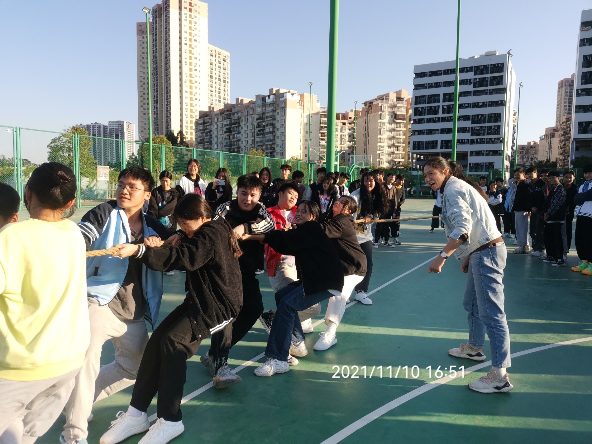 比赛现场2.jpg 比赛现场2.jpg