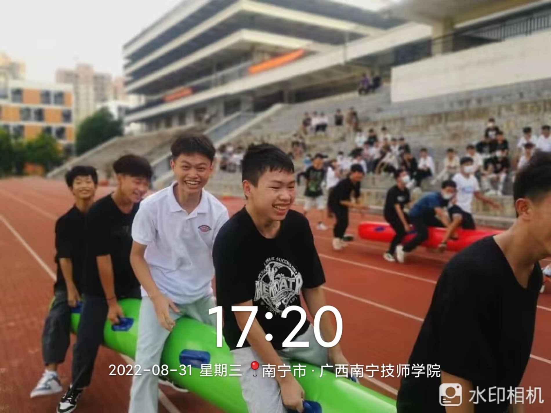 班级趣味活动.jpg