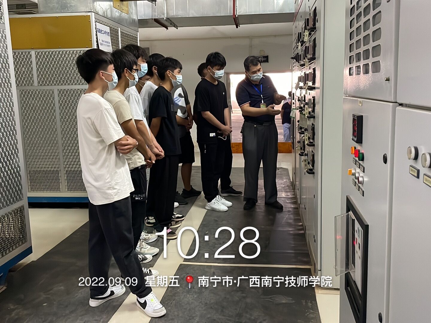 入学专业教育图片2.jpg 入学专业教育图片2.jpg