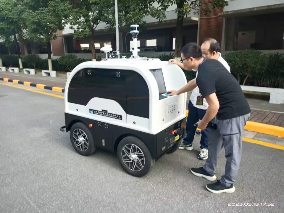 汽车2.jpg 汽车2.jpg