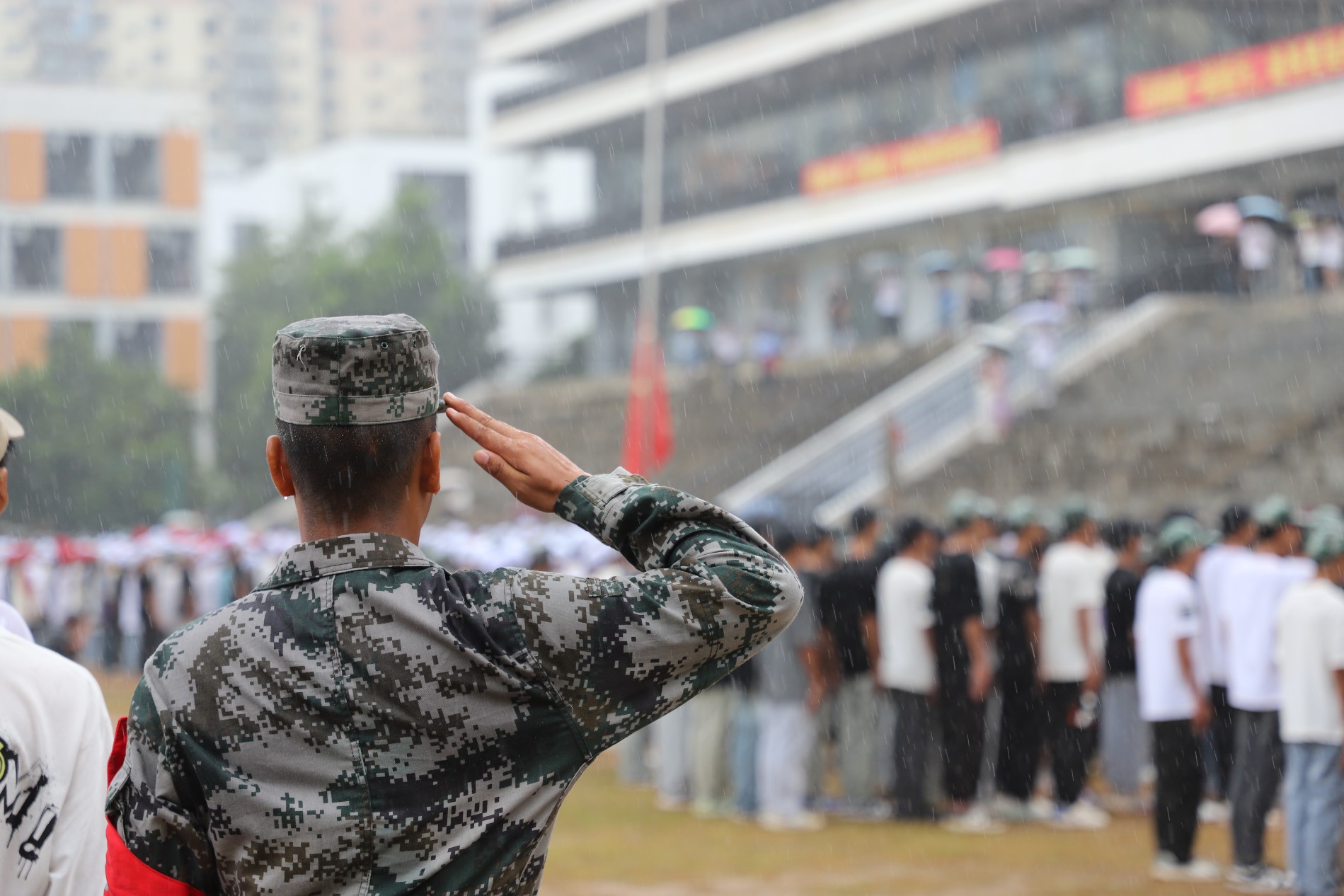 升国旗 (3).JPG 升国旗 (3).JPG